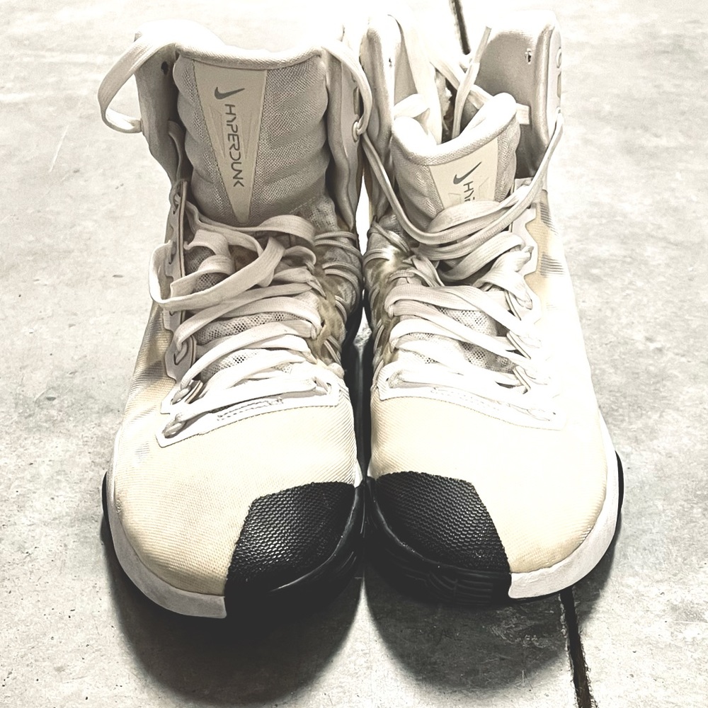 Nike Hyperdunk '16 'Yin Yang'